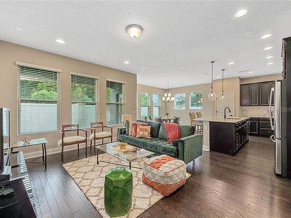 3rd image of 2838 Gipper Cir
