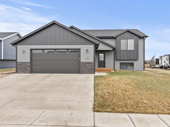 552 Bull Run Dr, Box Elder, SD 57719
