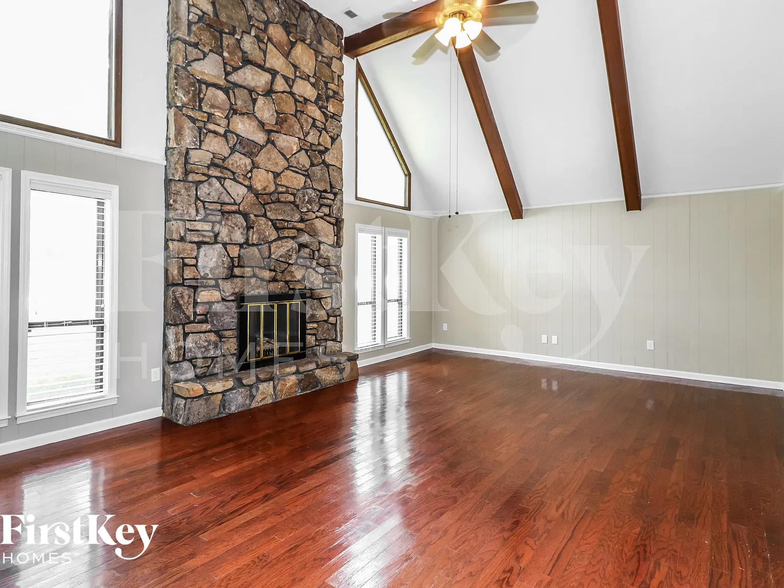 4 bed, 2.5 bath, 2268 sqft, $2,130 — Photo 4