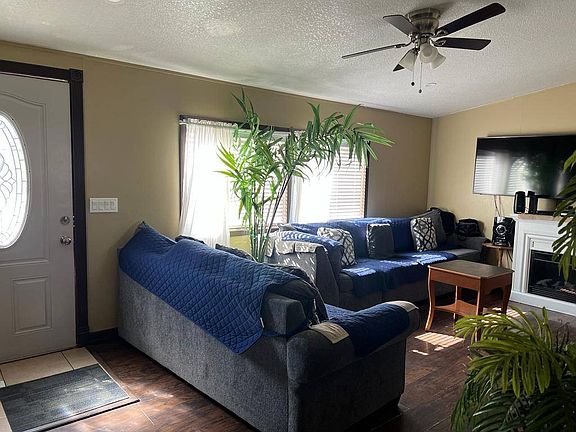 2nd image of 1855 E Riverside Dr Space 294