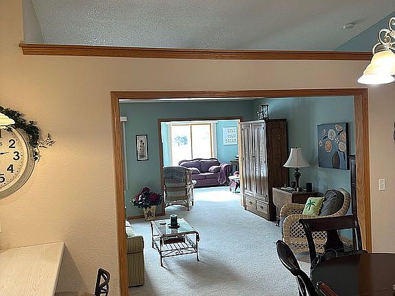 3rd image of 552 N Welco Dr