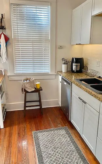 7605 Freret St — Photo 12