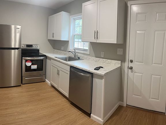5th image of 522 Maxwell Ave #522B