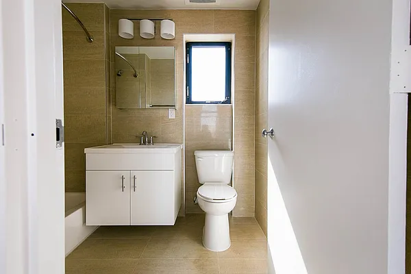 Rented by Nooklyn NYC LLC | media 13