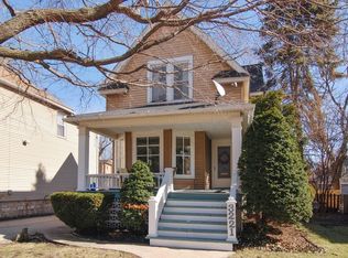 3221 Wesley Ave, Berwyn, IL 60402