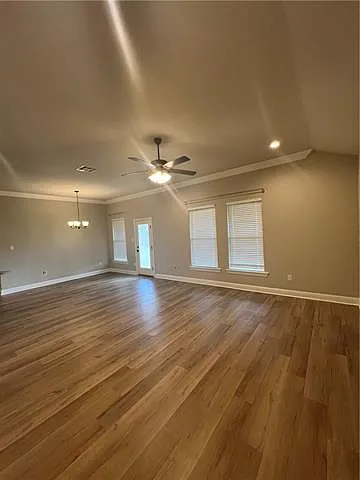 557 Claiborne Trails Dr — Photo 10