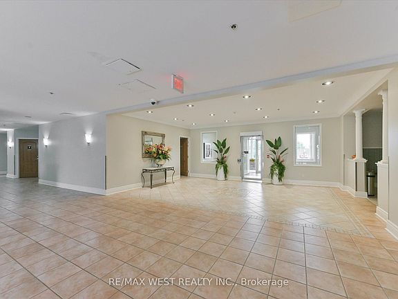 4th image of 7373 Martin Grove Rd #319