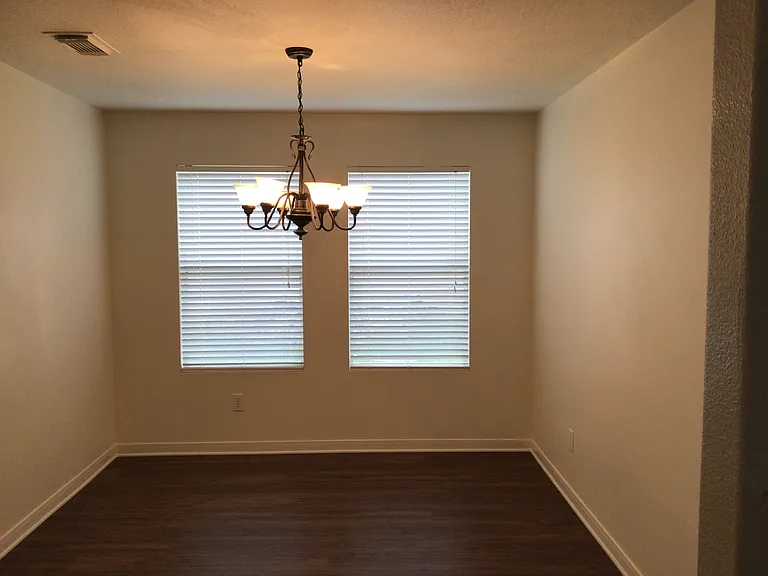 24319 Ayscough Ln — Photo 8