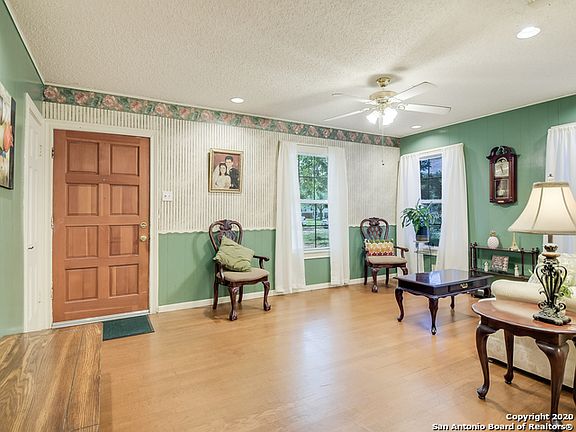 3rd image of 1919 McKinley Ave