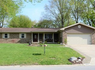 1007 Leisure Ln, Greenwood, IN