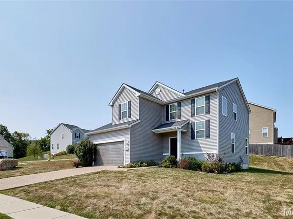 120 Kelcross Dr, Wentzville, MO 63385