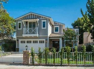 4118 Benedict Canyon Dr, Sherman Oaks, CA 91423