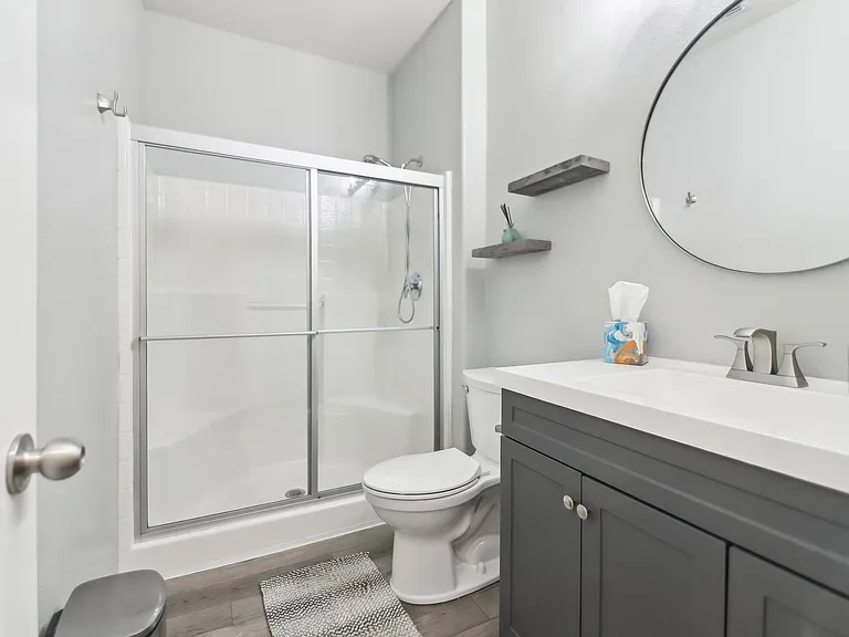 208 Wenrick Dr — Photo 4