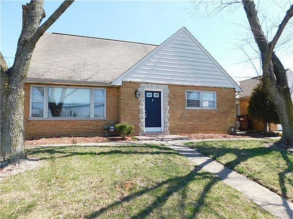 2nd image of 7722 Alexandria Pike
