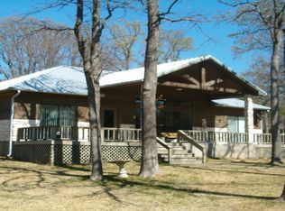 121 Little John St, Gun Barrel City, TX 75156