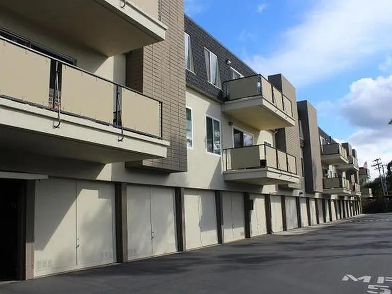 3050 Los Prados St #9 — Photo 12