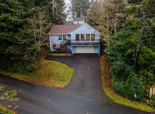 2420 NE 36th Dr, Lincoln City, OR