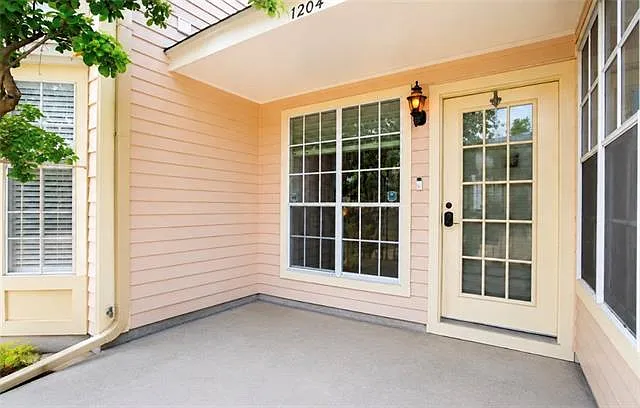 1204 Audubon Trce #1204 — Photo 2