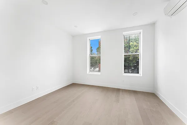 Rented by Douglas Elliman | media 4