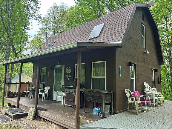 2nd image of 38975 Ogles Ridge Rd