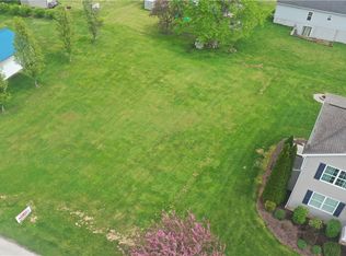 1303 Brierwood Dr, Somerset, PA 15501