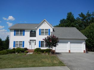 4858 Hickory Ridge Ct, Roanoke, VA 24018