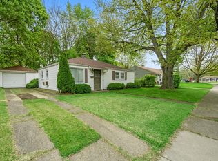 919 Golfview Ln, South Bend, IN 46614