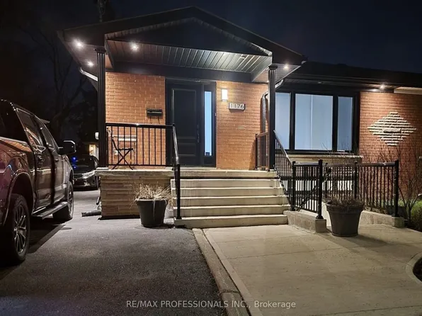 1176 Alexandra Ave #Basement, Mississauga, ON L5E 2A5