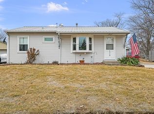 5318 Kelling St, Davenport, IA 52806