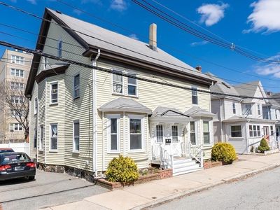 10-12 Charles St, Beverly, MA, 01915