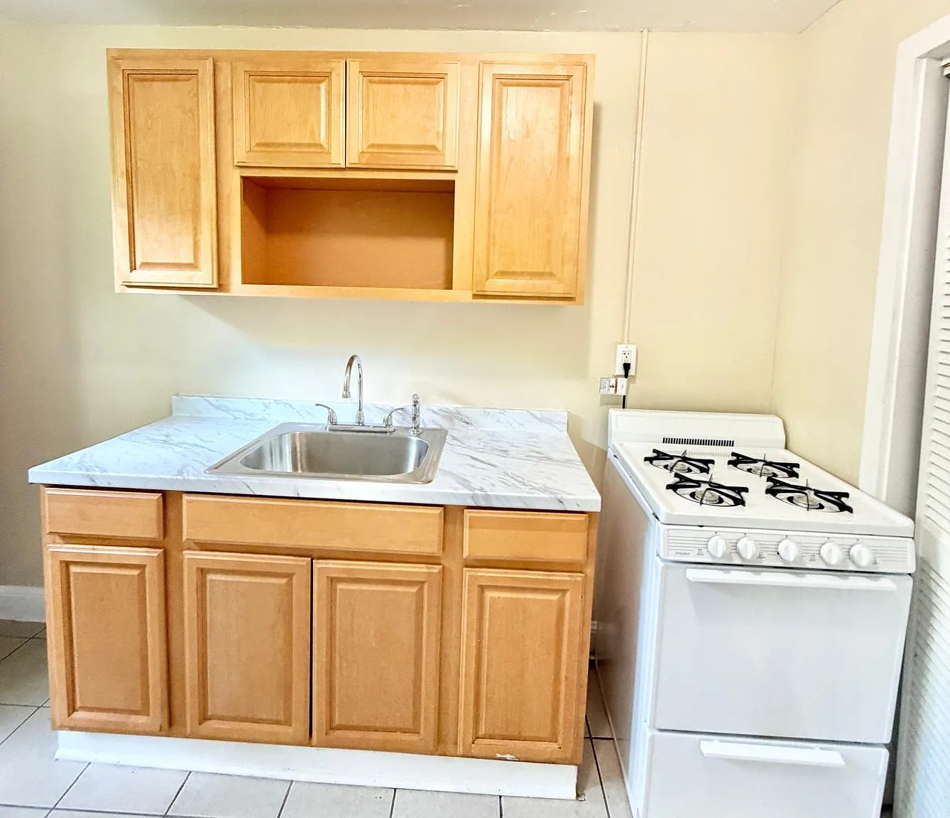 2 bed, 850 sqft, $1,475 — Photo 1
