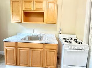 111 Bristol St #3LL, New Haven, CT 06511