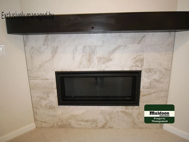 1070 Rambling Oak Dr — Photo 14