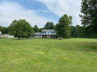 10305 Crow Rd, Litchfield, OH 44253