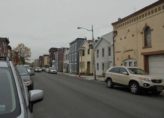 4th image of 310 2nd St Unit 312