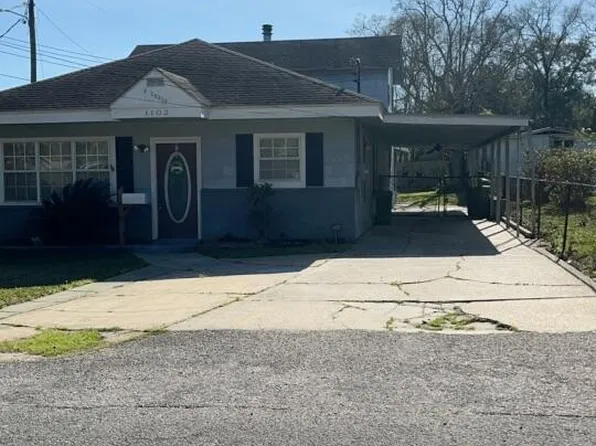 1102 Kell Ave, Pascagoula, MS 39567