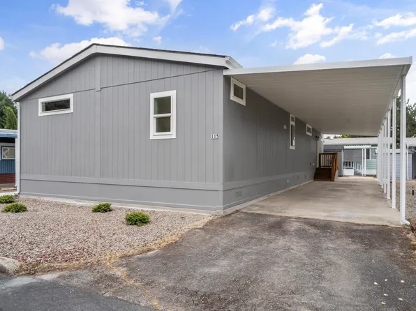 115 Orangewood Dr, Grants Pass, OR 97526
