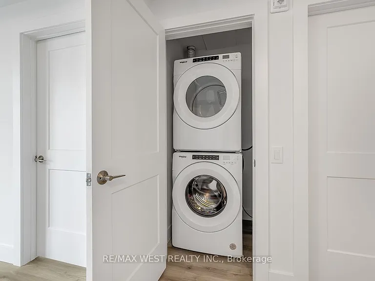 4 Kimberly Ln #325 — Photo 6
