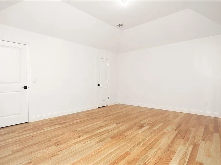 1097 Route 211 W — Photo 20