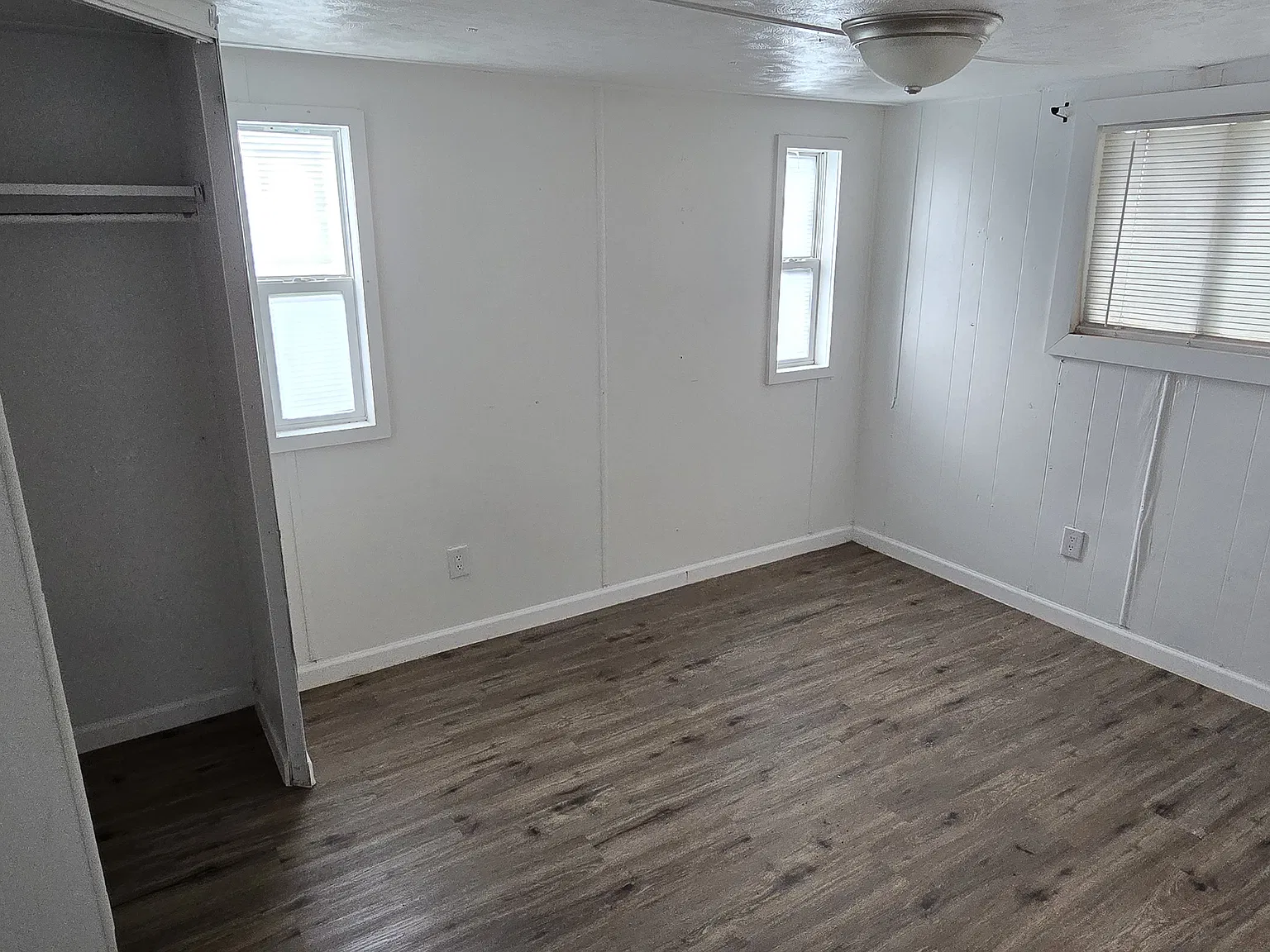 3 bed, 1200 sqft, $1,200 — Photo 3