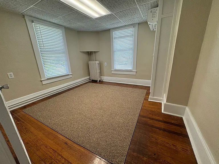 901 S College Ave — Photo 17