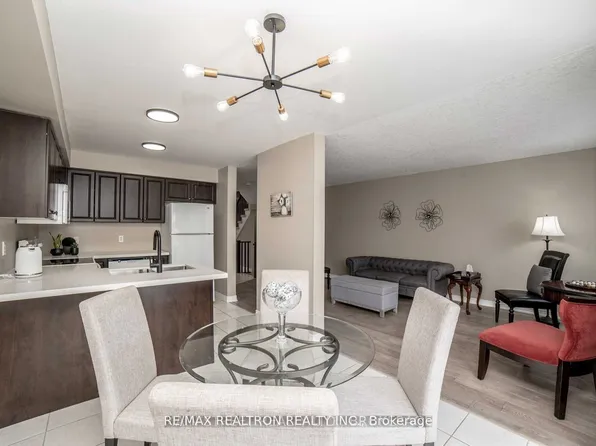 158 Proclamation Dr, Barrie, ON L4N 0K9