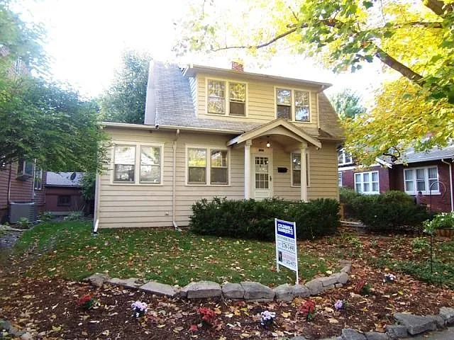1007 S Orchard St photo 1