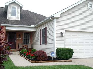 1861 Golfview Dr, Springfield, OH 45502