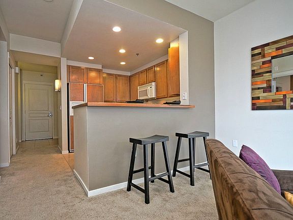 4th image of 2801 1st Ave APT 907