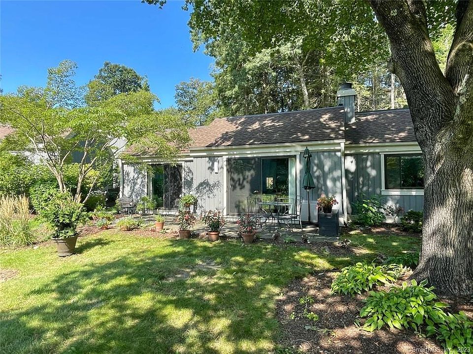 389 Heritage Vlg B, Southbury, CT 06488 MLS 170591116 Zillow