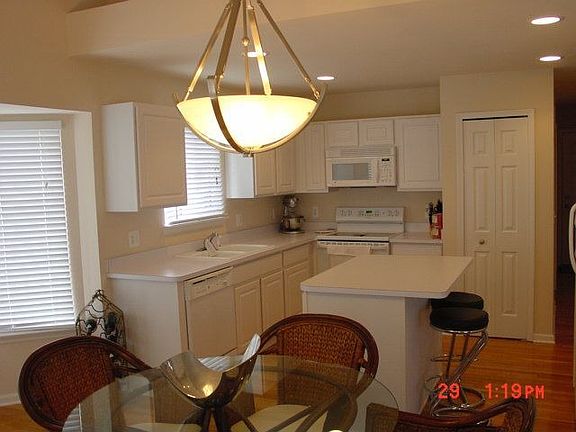 Sparkling Clean Kitchen