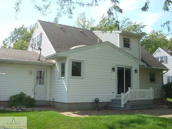 5th image of 909 Hampshire St