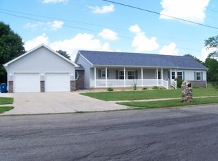 202 Academy Rd, Culver, IN 46511