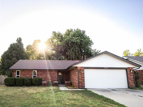 2nd image of 601 Randall Dr